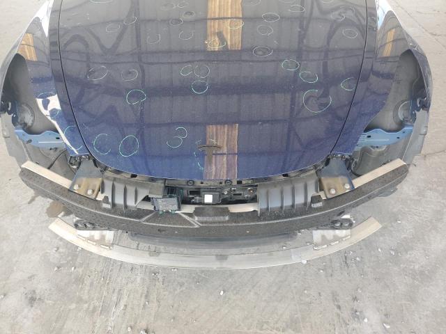 5YJ3E1EB5JF083894 - 2018 TESLA MODEL 3 Bleu photo 11