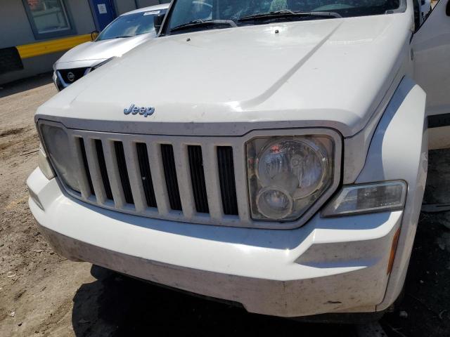 1J4PN2GK0AW160424 - 2010 JEEP LIBERTY SPORT WHITE photo 11