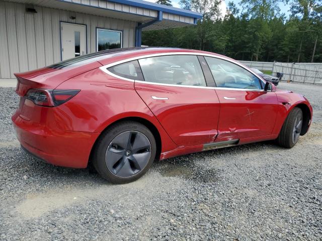 5YJ3E1EA9JF011734 - 2018 TESLA MODEL 3 RED photo 3