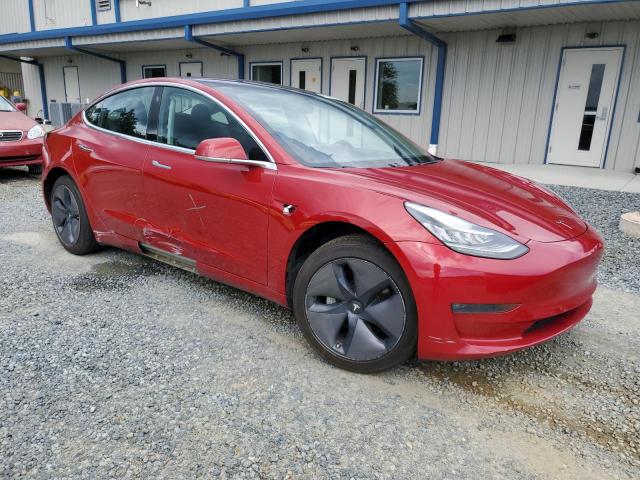5YJ3E1EA9JF011734 - 2018 TESLA MODEL 3 RED photo 4