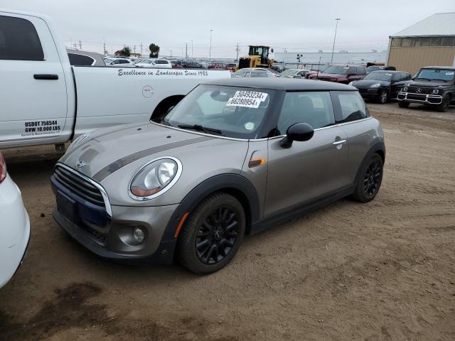 WMWXP5C59J2D71856 - 2018 MINI COOPER GRAY photo 1