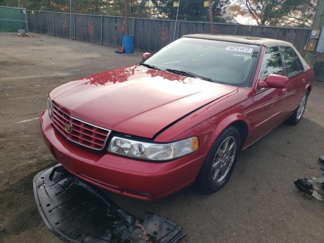 1G6KY54972U288511 - 2002 CADILLAC SEVILLE STS RED photo 2