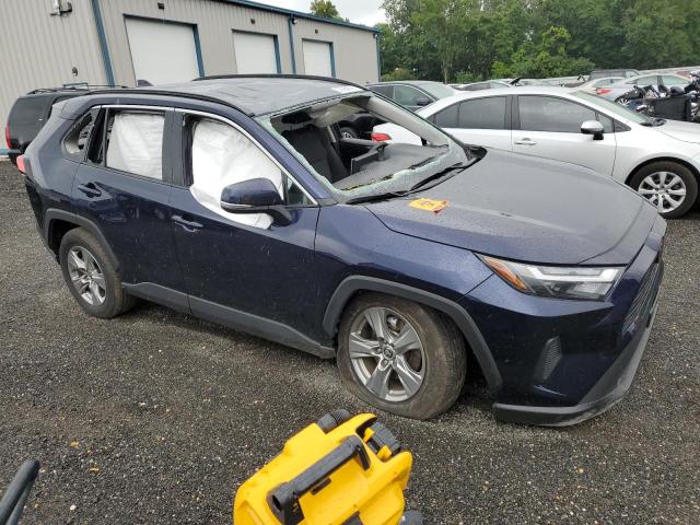 2T3W1RFV6RW333066 - 2024 TOYOTA RAV4 XLE 蓝色 照片 4