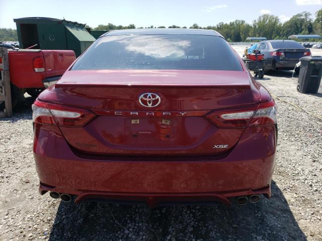 4T1B61HK3JU591854 - 2018 TOYOTA CAMRY XSE RED photo 6