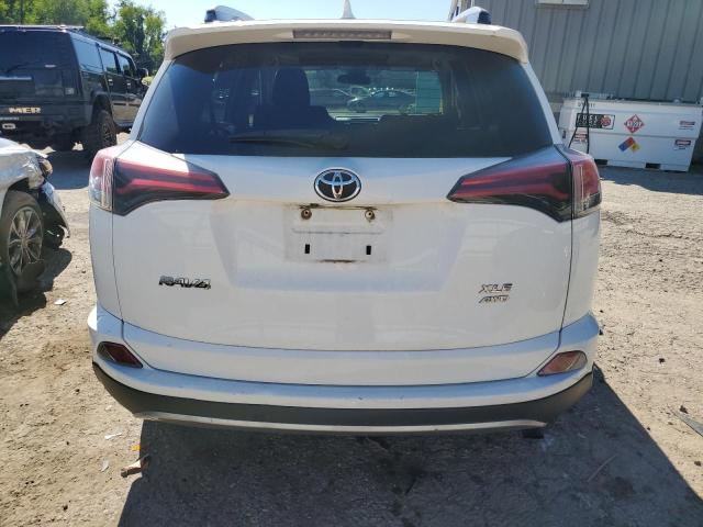 JTMRFREV4JJ725319 - 2018 TOYOTA RAV4 ADVENTURE WHITE photo 6