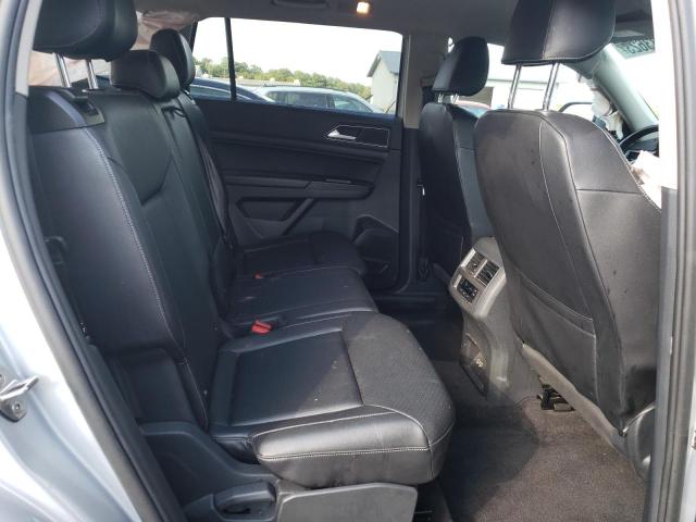 1V2MR2CA3JC545731 - 2018 VOLKSWAGEN ATLAS SEL SILVER photo 11