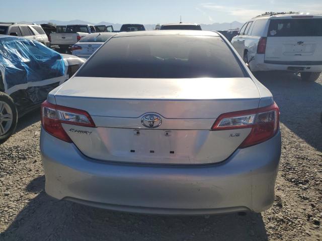 4T1BF1FK4CU580870 - 2012 TOYOTA CAMRY BASE Silber Foto 6
