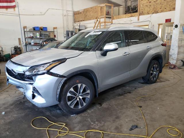 5TDGZRBH0LS518042 - 2020 TOYOTA HIGHLANDER XLE SILVER photo 1