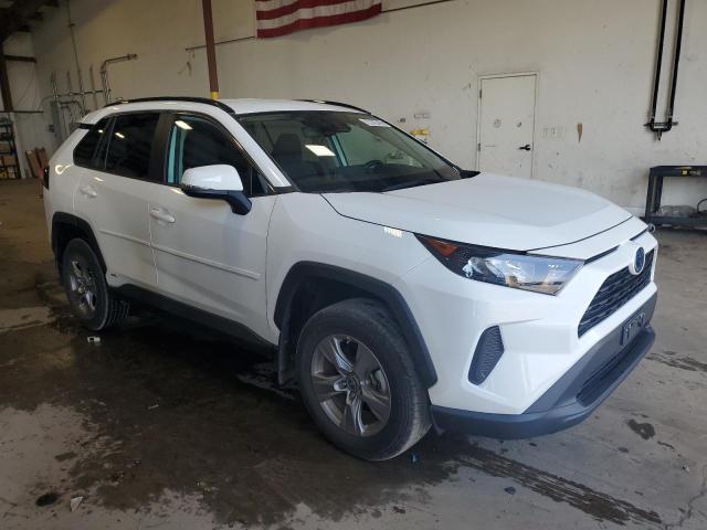 4T3MWRFV3NU060008 - 2022 TOYOTA RAV4 LE Biały zdjęcie 4