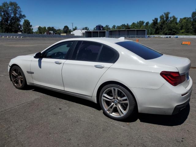 WBAYA8C59ED825103 - 2014 BMW 750 I WHITE photo 2