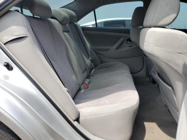 4T4BF3EK0AR063517 - 2010 TOYOTA CAMRY BASE Արծաթագույն լուսանկար 20