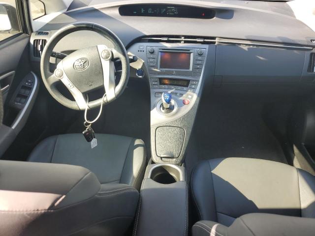 JTDKN3DU5F0454679 - 2015 TOYOTA PRIUS თეთრი ფოტო 8
