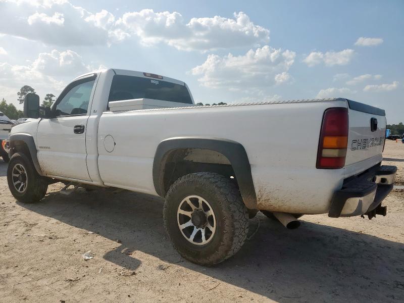 1GCHC24U72Z262566 - 2002 CHEVROLET SILVERADO C2500 HEAVY DUTY WHITE photo 2