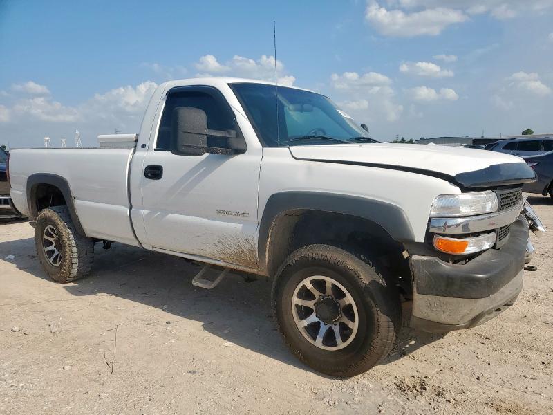 1GCHC24U72Z262566 - 2002 CHEVROLET SILVERADO C2500 HEAVY DUTY WHITE photo 4