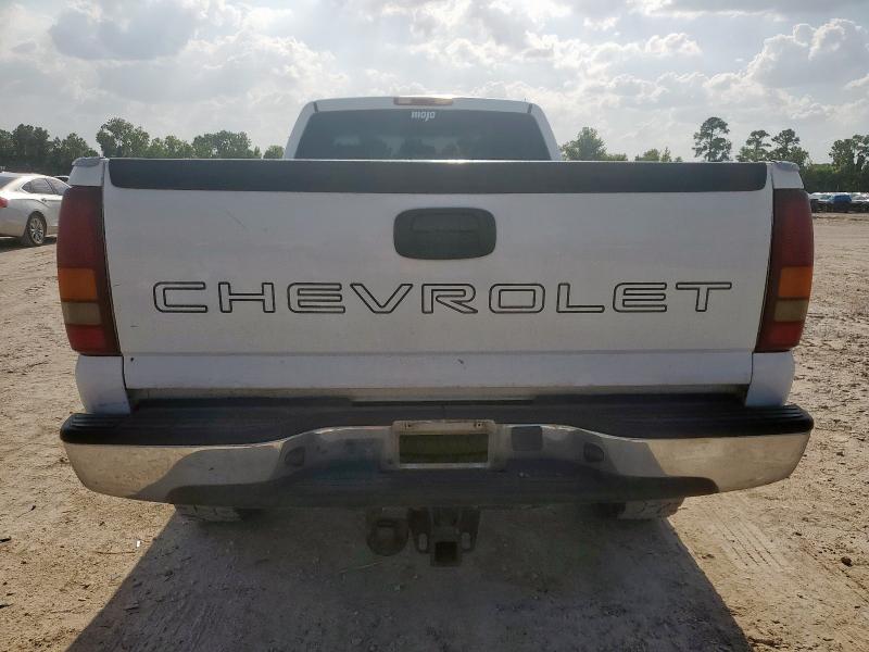 1GCHC24U72Z262566 - 2002 CHEVROLET SILVERADO C2500 HEAVY DUTY WHITE photo 6