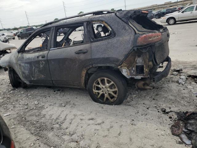 1C4PJLCX6JD519313 - 2018 JEEP CHEROKEE LATITUDE Gümüş fotoğraf 2