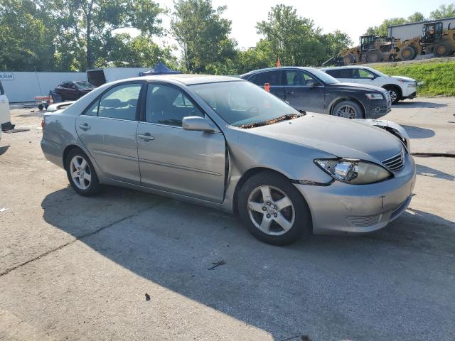 4T1BE32K46U690309 - 2006 TOYOTA CAMRY LE SILVER photo 4