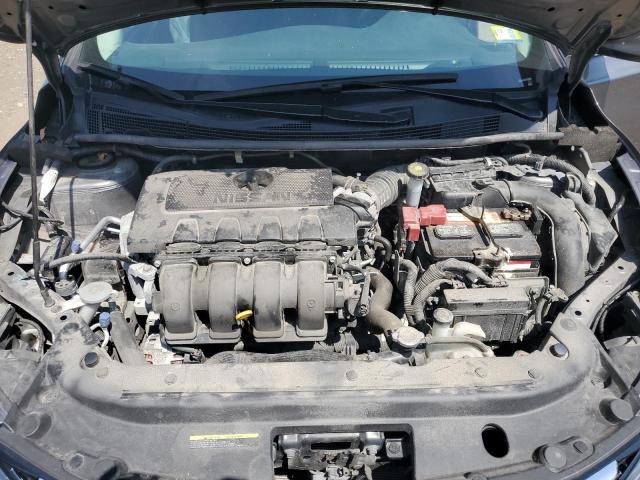 3N1AB7AP0JY218596 - 2018 NISSAN SENTRA S 灰色 照片 11