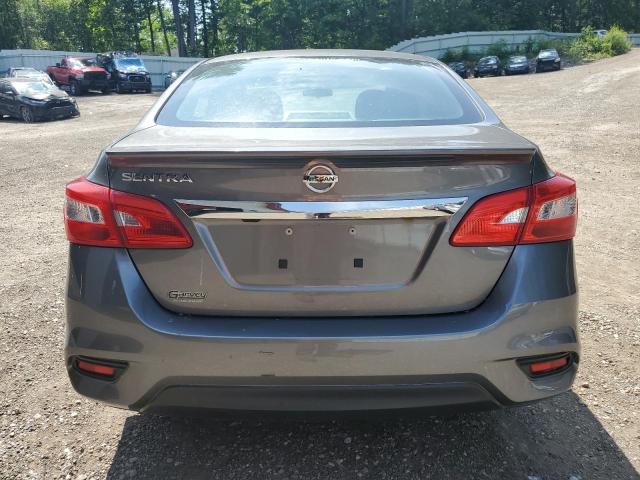 3N1AB7AP0JY218596 - 2018 NISSAN SENTRA S 灰色 照片 6