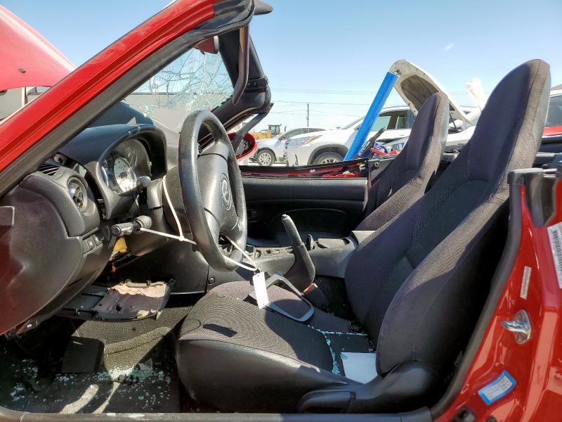 JM1NB353910218136 - 2001 MAZDA MX-5 MIATA BASE RED photo 7