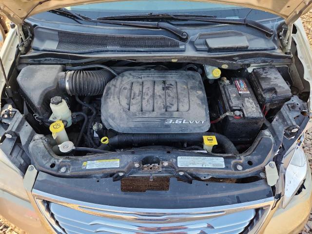 2A4RR5DG5BR675587 - 2011 CHRYSLER TOWN & COU TOURING TAN photo 12