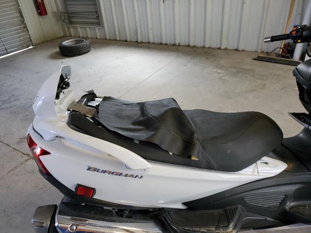 JS1CP51B1J2100498 - 2018 SUZUKI AN650 A WHITE photo 6