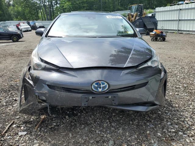JTDKARFUXG3005087 - 2016 TOYOTA PRIUS GRAY photo 5