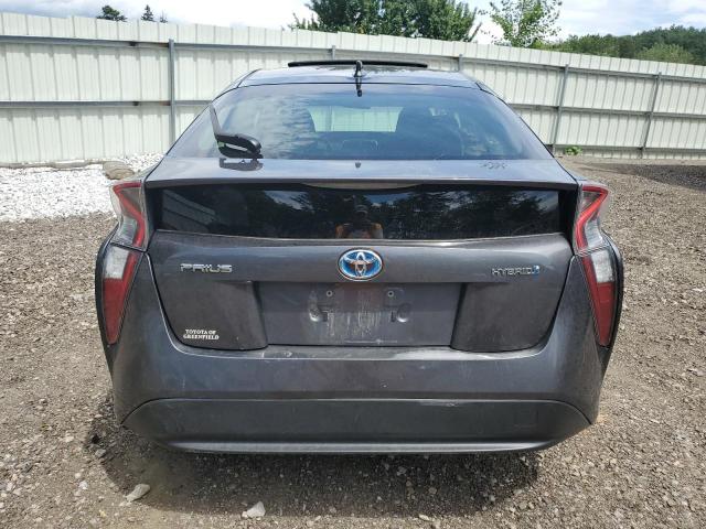JTDKARFUXG3005087 - 2016 TOYOTA PRIUS GRAY photo 6