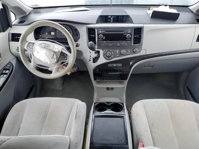 5TDKK3DC2CS181032 - 2012 TOYOTA SIENNA LE SILVER photo 8