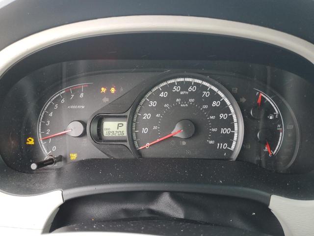 5TDKK3DC2CS181032 - 2012 TOYOTA SIENNA LE SILVER photo 9