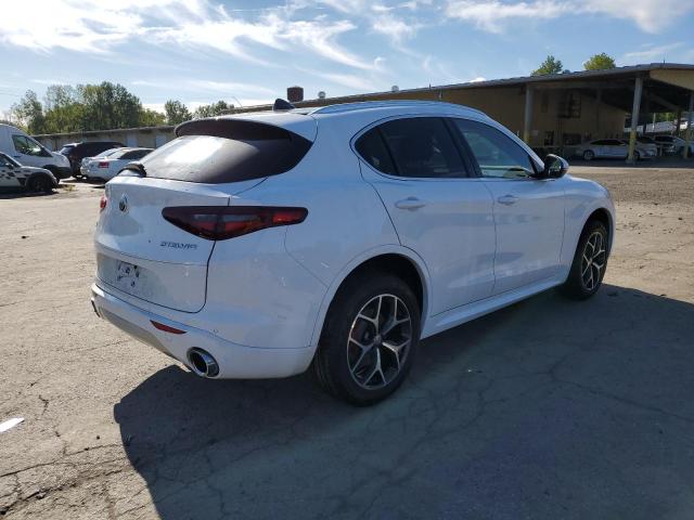 ZASPAKBN4M7D20541 - 2021 ALFA ROMEO STELVIO TI WHITE photo 3