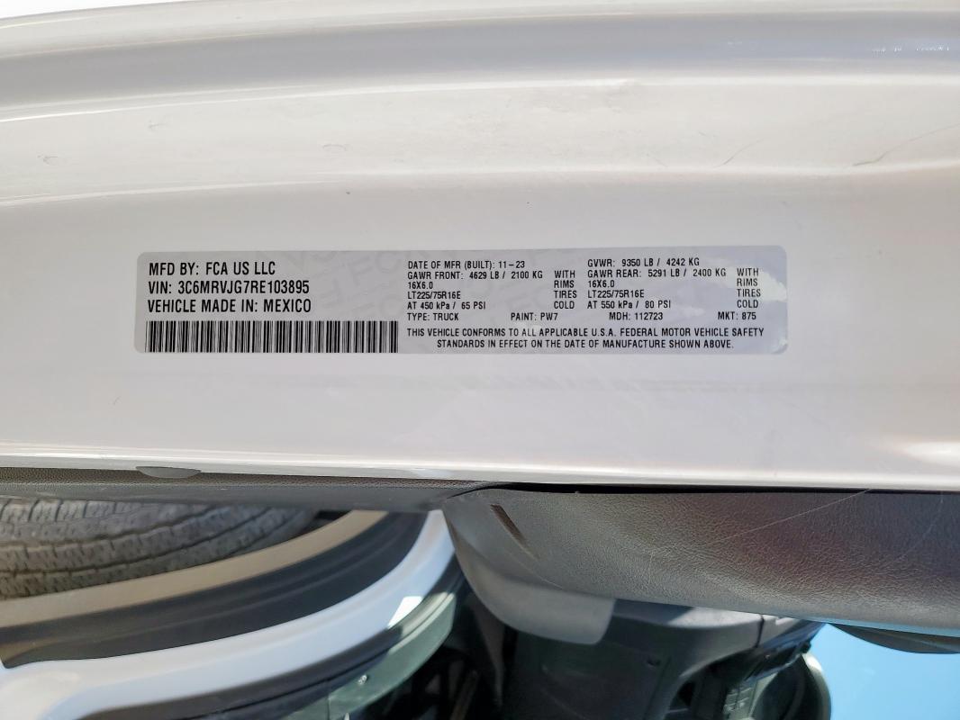 3C6MRVJG7RE103895 - 2024 RAM PROMASTER 3500 HIGH Blanco foto 13