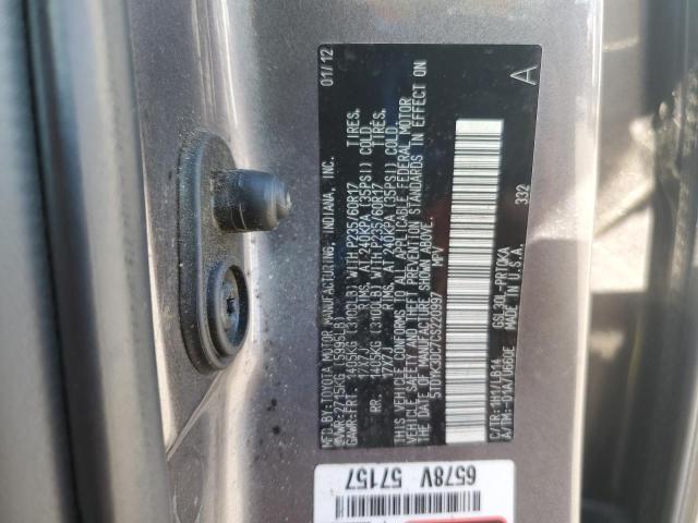 5TDYK3DC7CS220997 - 2012 TOYOTA SIENNA XLE SILVER photo 14