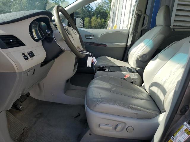 5TDYK3DC7CS220997 - 2012 TOYOTA SIENNA XLE SILVER photo 7