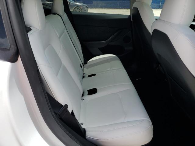 7SAYGDED3RF046831 - 2024 TESLA MODEL Y WHITE photo 10