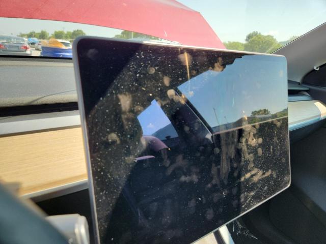 7SAYGDEE4NF315972 - 2022 TESLA MODEL Y 红色 照片 9