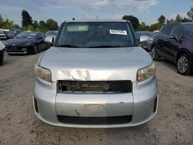 JTLKE50E681053086 - 2008 TOYOTA SCION XB Сріблястий фото 5