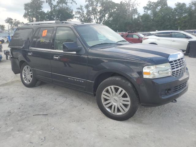 5LMJJ2H53AEJ03178 - 2010 LINCOLN NAVIGATOR BLACK photo 4