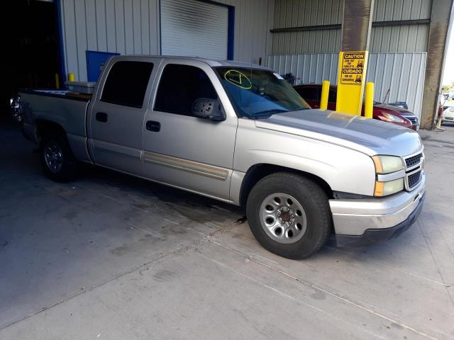 2GCEC13V371159541 - 2007 CHEVROLET SILVERADO C1500 CLASSIC CREW CAB GOLD photo 4