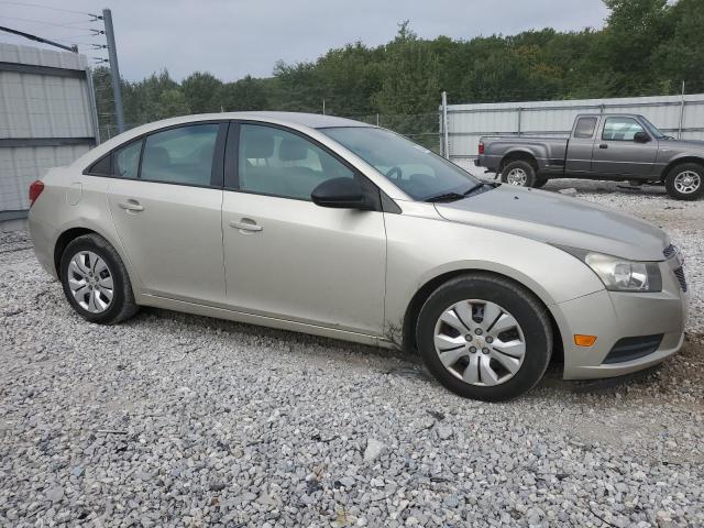 1G1PA5SH3D7187123 - 2013 CHEVROLET CRUZE LS GOLD photo 4