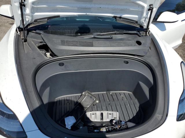 5YJ3E1EB8NF244924 - 2022 TESLA MODEL 3 أبيض صورة 11
