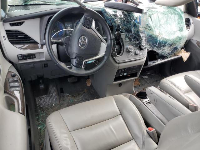 5TDYK3DC9GS749096 - 2016 TOYOTA SIENNA XLE SILVER photo 8