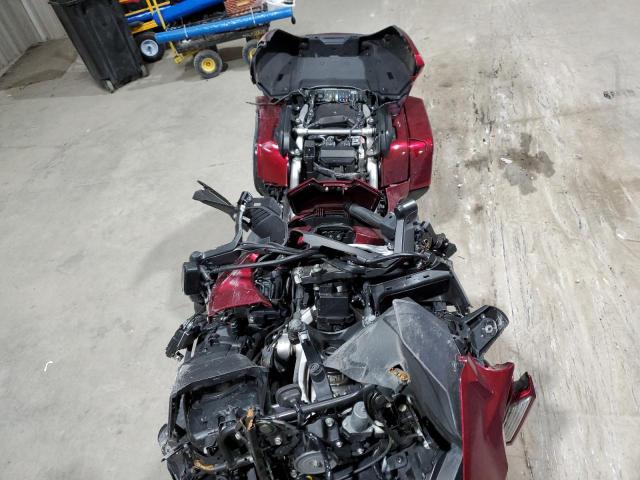 JH2SC7902JK002664 - 2018 HONDA GL1800 RED photo 5