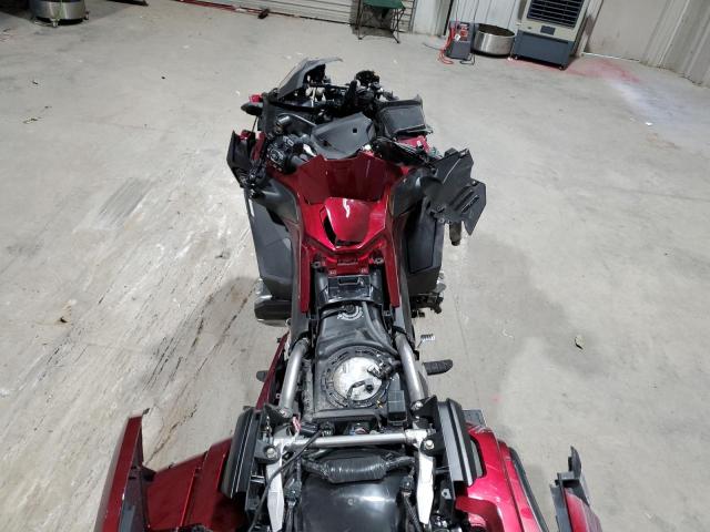 JH2SC7902JK002664 - 2018 HONDA GL1800 RED photo 6