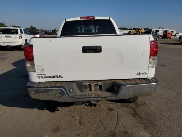 5TFUM5F16BX023294 - 2011 TOYOTA TUNDRA DOUBLE CAB SR5 WHITE photo 6