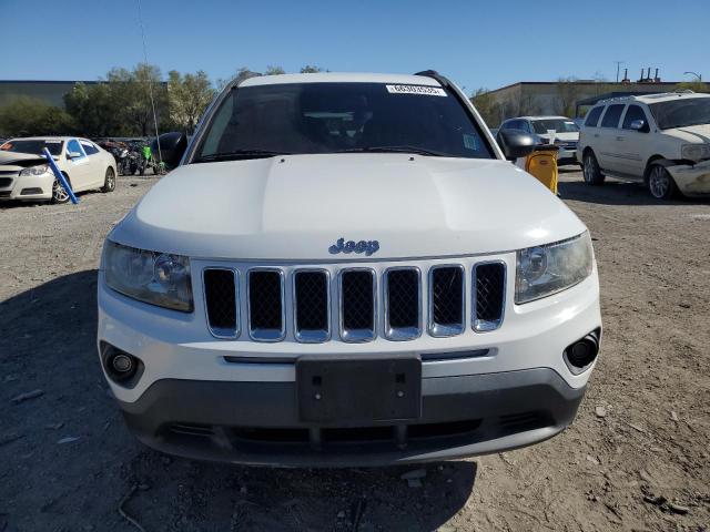 1C4NJCBB9GD506500 - 2016 JEEP COMPASS SPORT Weiß Foto 5