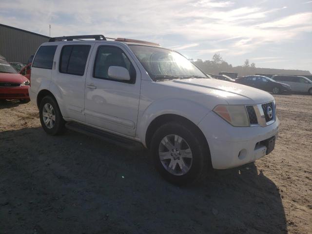 5N1AR18U66C639039 - 2006 NISSAN PATHFINDER LE WHITE photo 4