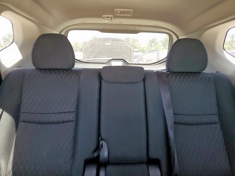 KNMAT2MT7KP538796 - 2019 NISSAN ROGUE S თეთრი ფოტო 10