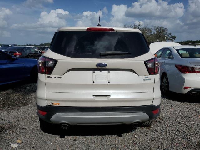 1FMCU0GD9HUE38574 - 2017 FORD ESCAPE SE 白色 照片 6
