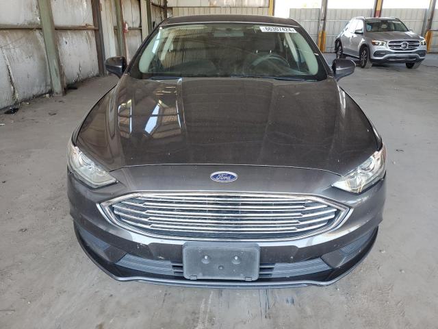 3FA6P0HDXJR171231 - 2018 FORD FUSION SE GRAY photo 5